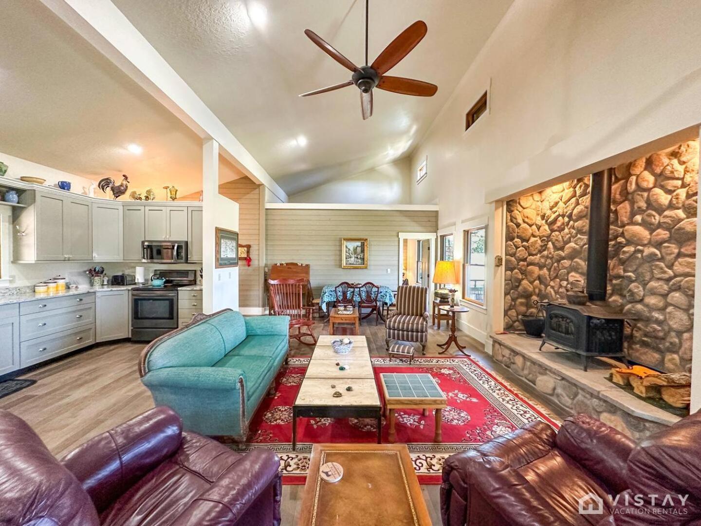 הוילה Duck Creek Village Summit Pines Hideaway - Amazing Mountain Views! מראה חיצוני תמונה